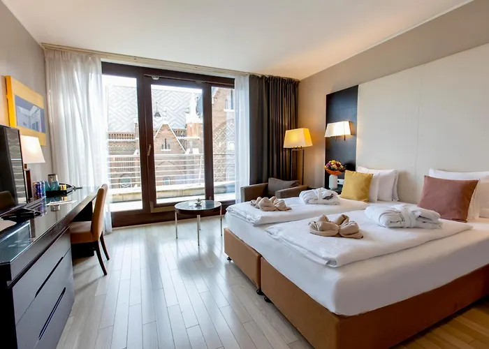 Lion\'S Garden Hotel