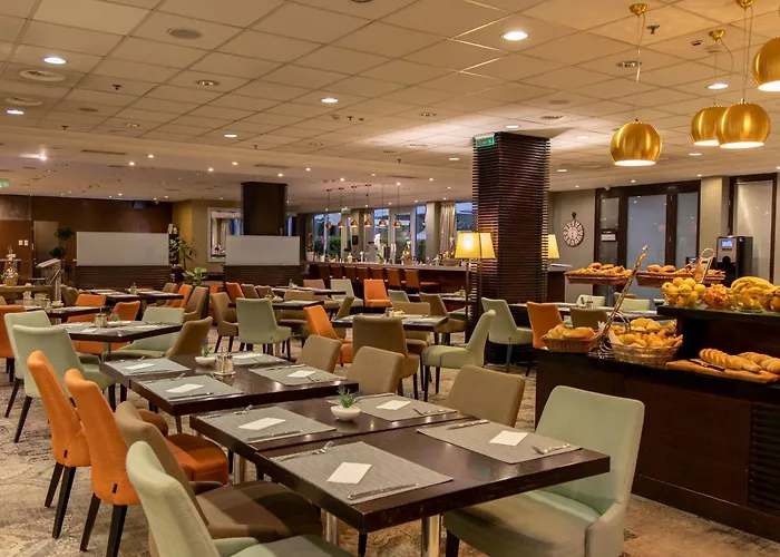Lion\'S Garden Hotel